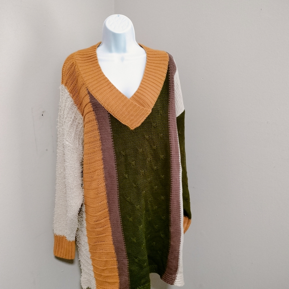 Umgee Multicolor V-Neck Sweater